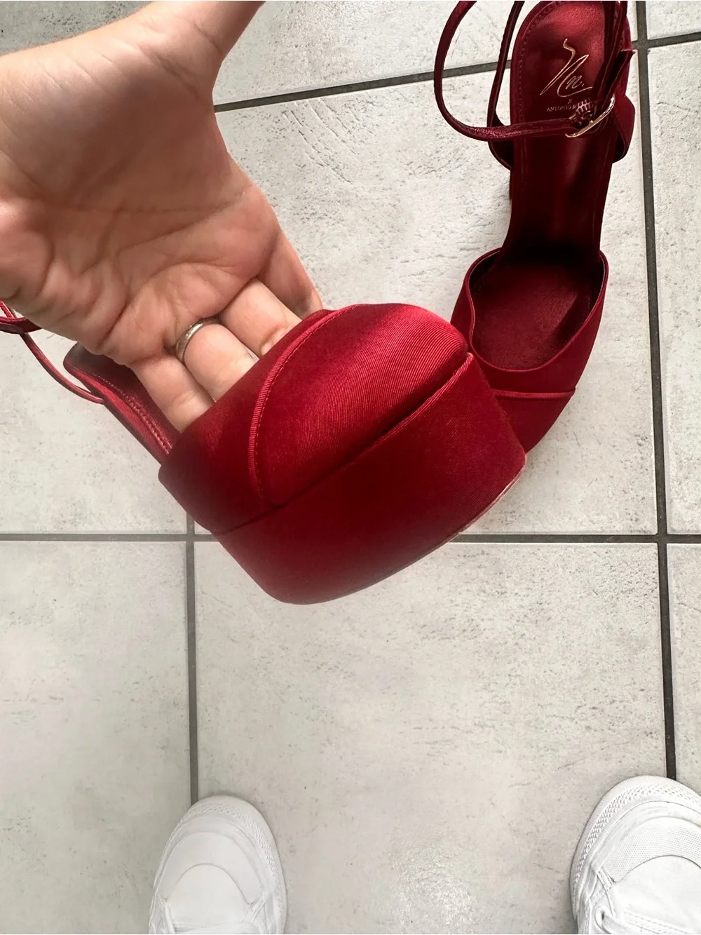 Antonio Melani x The Nat Note Pia pumps Women's Red Ankle-Strap Platform Heels 9